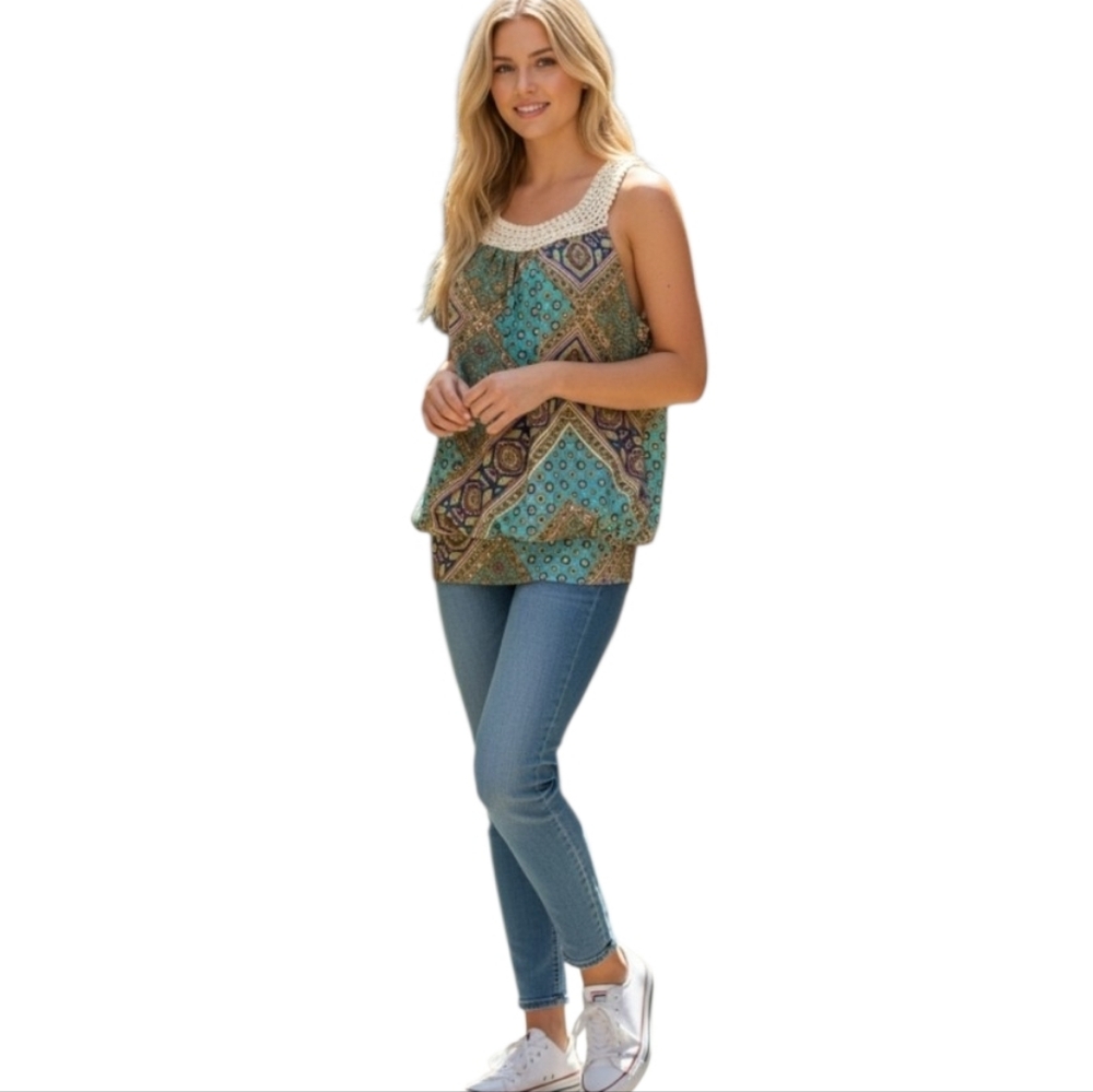 BCX Paisley Print Sleeveless with Lace Round Neck Trim Blouse Womens Tank Top
